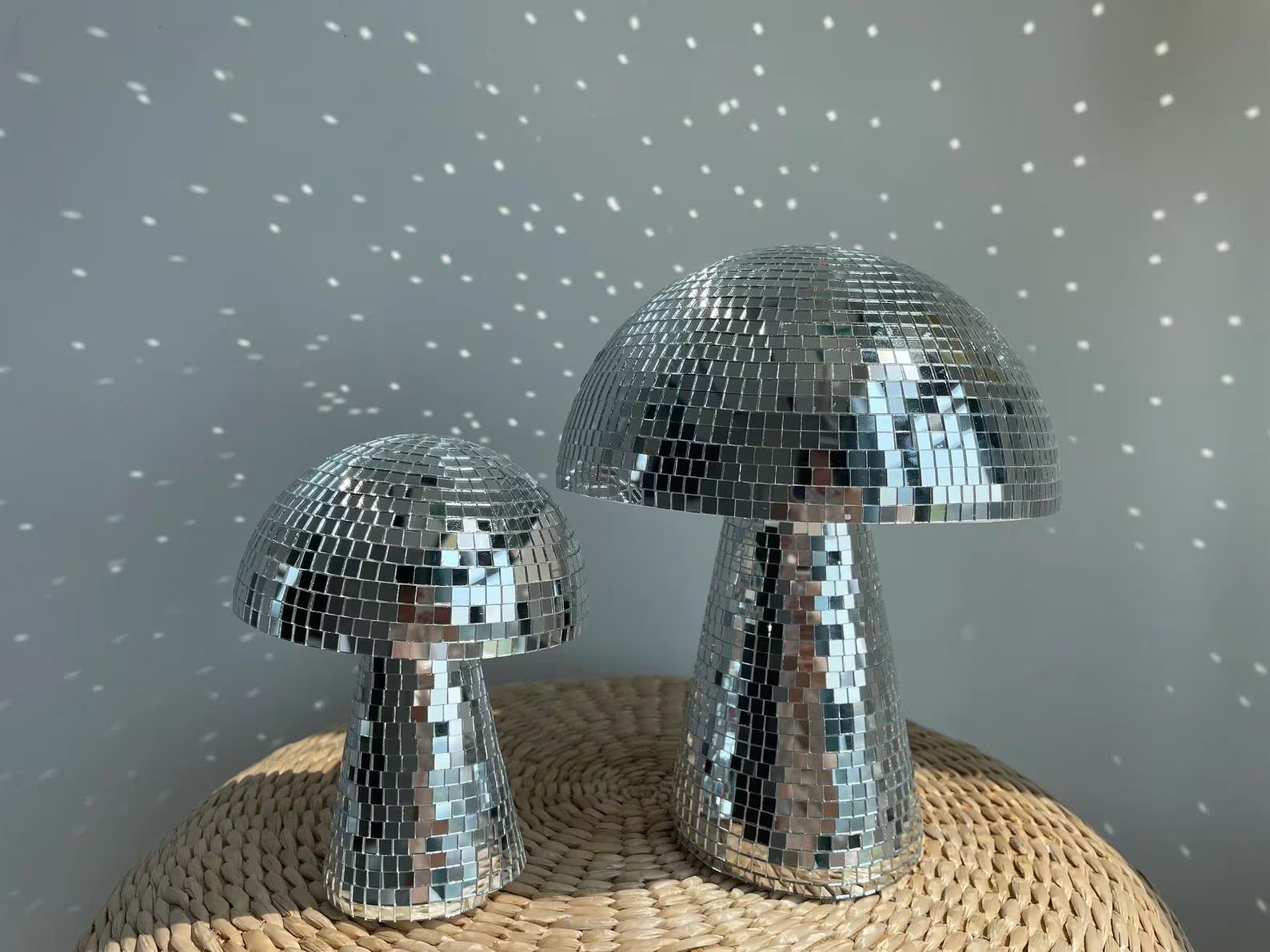 Latest style Mirrored glass|Handmade Stylish Disco Mushroom Home Decor |Theme party